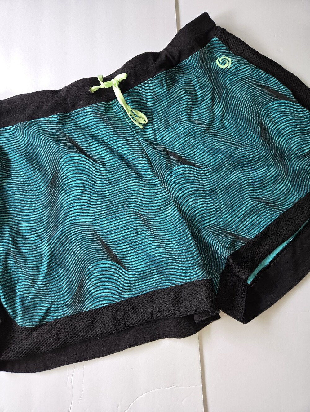 ActiveZone Athletic Shorts – Size 1X – Teal Wave Print - Picture 5 of 12